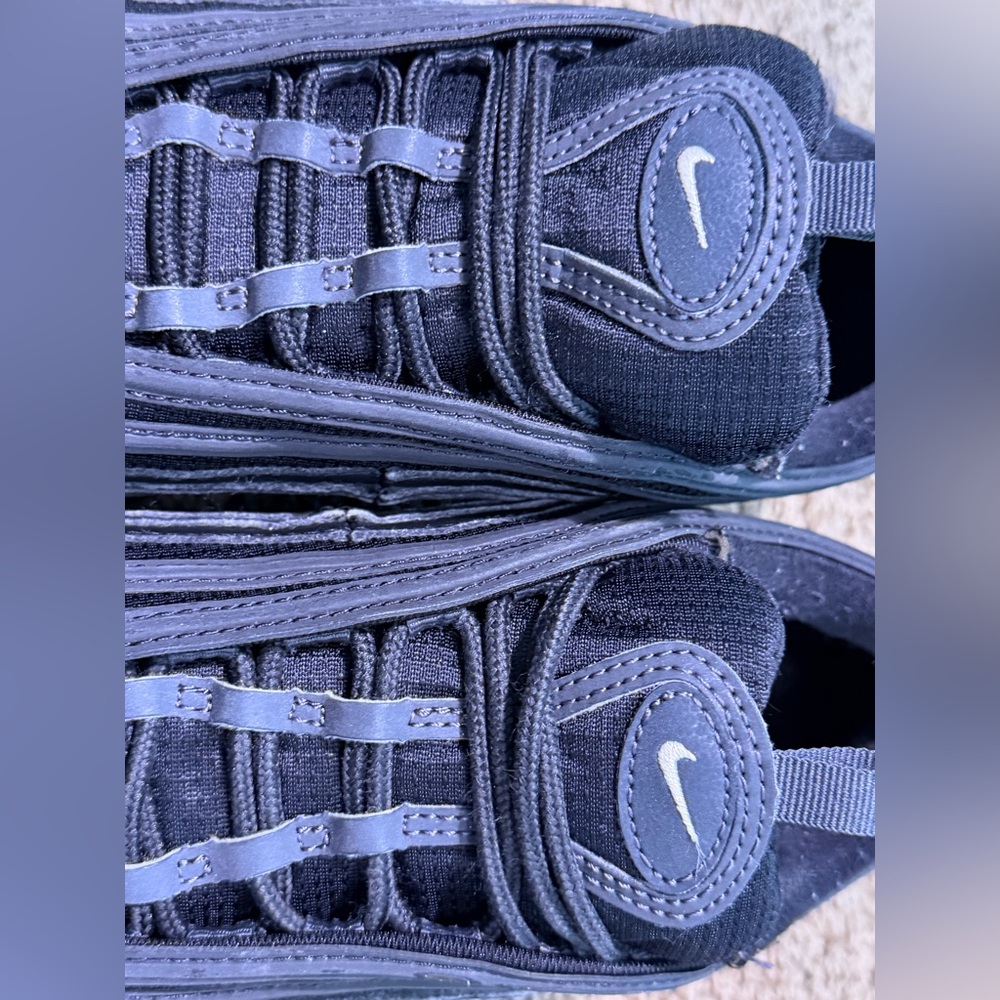 Nike Air Max 97 Black and Gray Shoes | Code 921522-011 size 7Y - Picture 3 of 8
